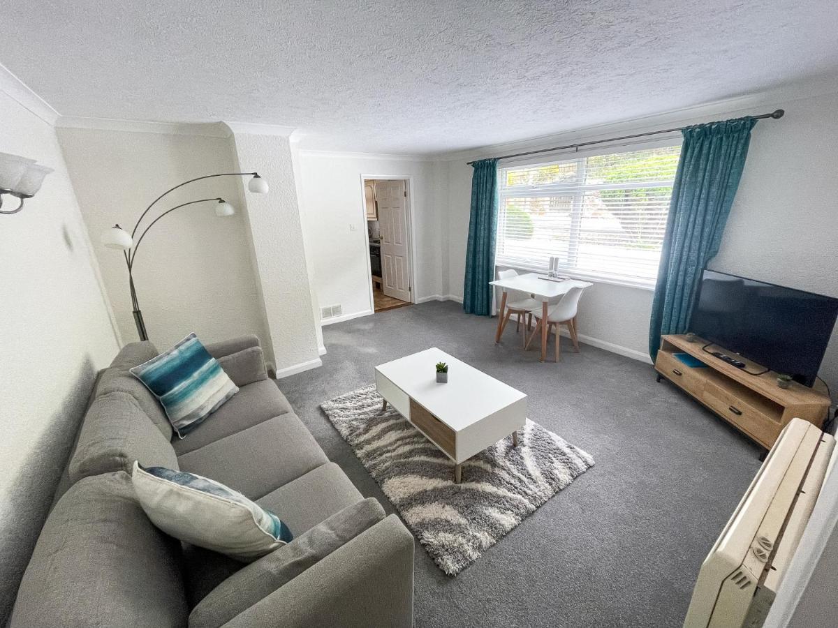 2 Chatsworth Riverscape Apartments - Peaceful Apartment In Great Location With Free Parking Overlooking The Gannel Just A Short Walk From Newquays Incredible Beaches And Local Amenities Newquay  Ngoại thất bức ảnh