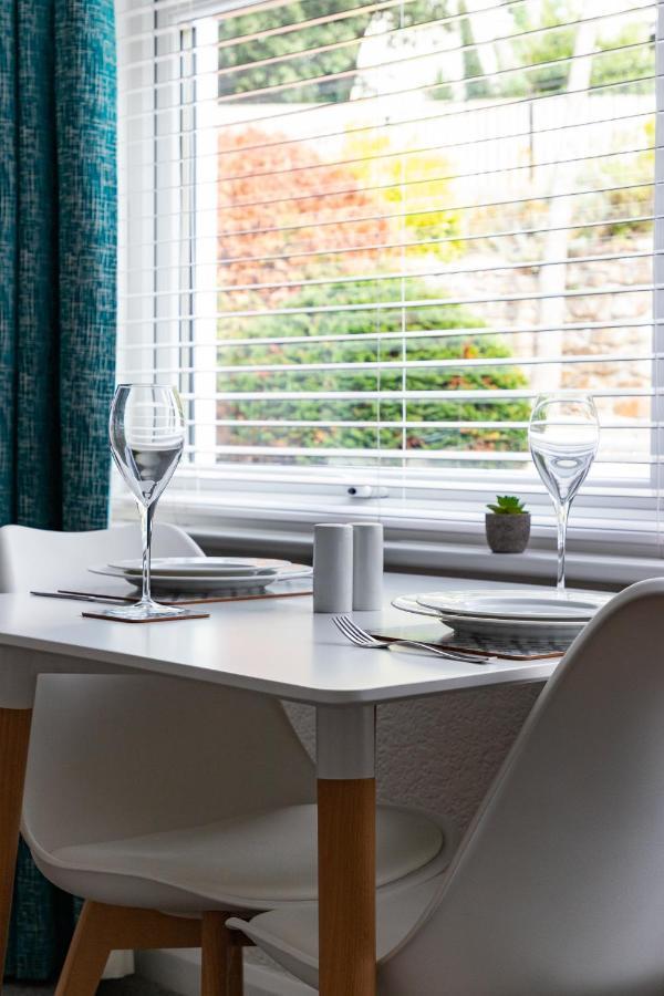 2 Chatsworth Riverscape Apartments - Peaceful Apartment In Great Location With Free Parking Overlooking The Gannel Just A Short Walk From Newquays Incredible Beaches And Local Amenities Newquay  Ngoại thất bức ảnh